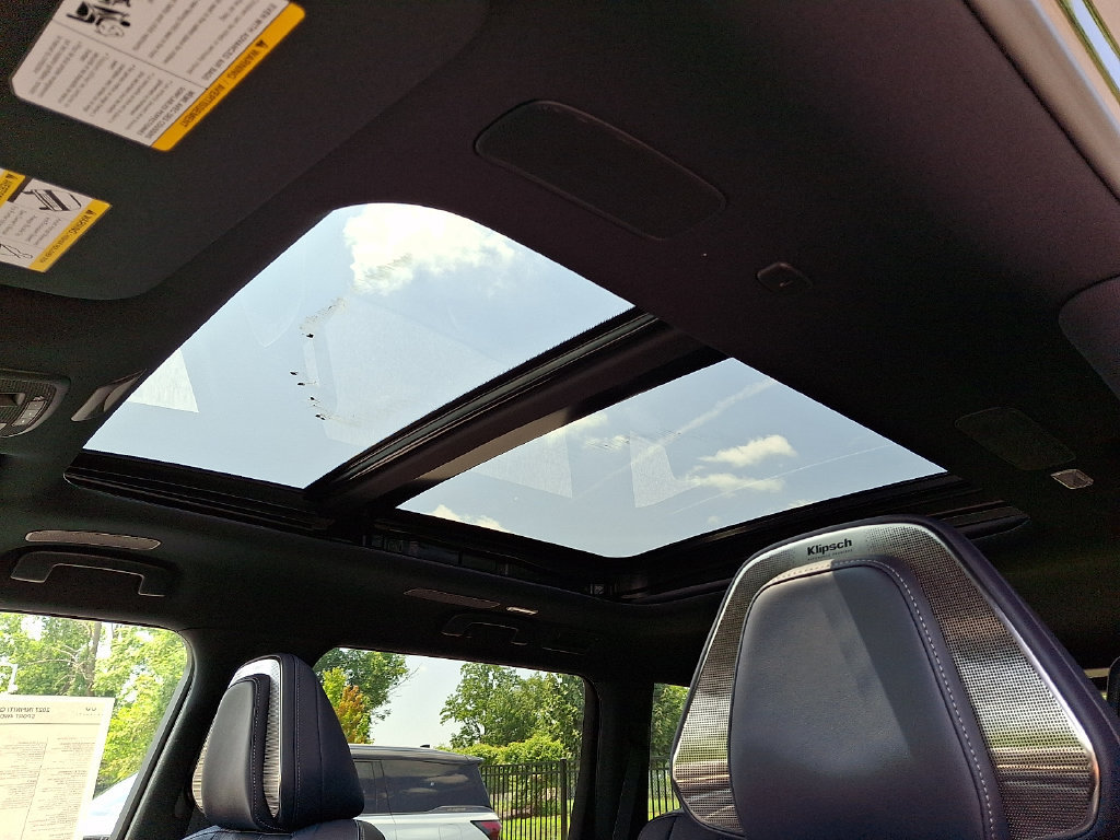 New 2027 INFINITI QX80 Sensory AWD/4WD image 11