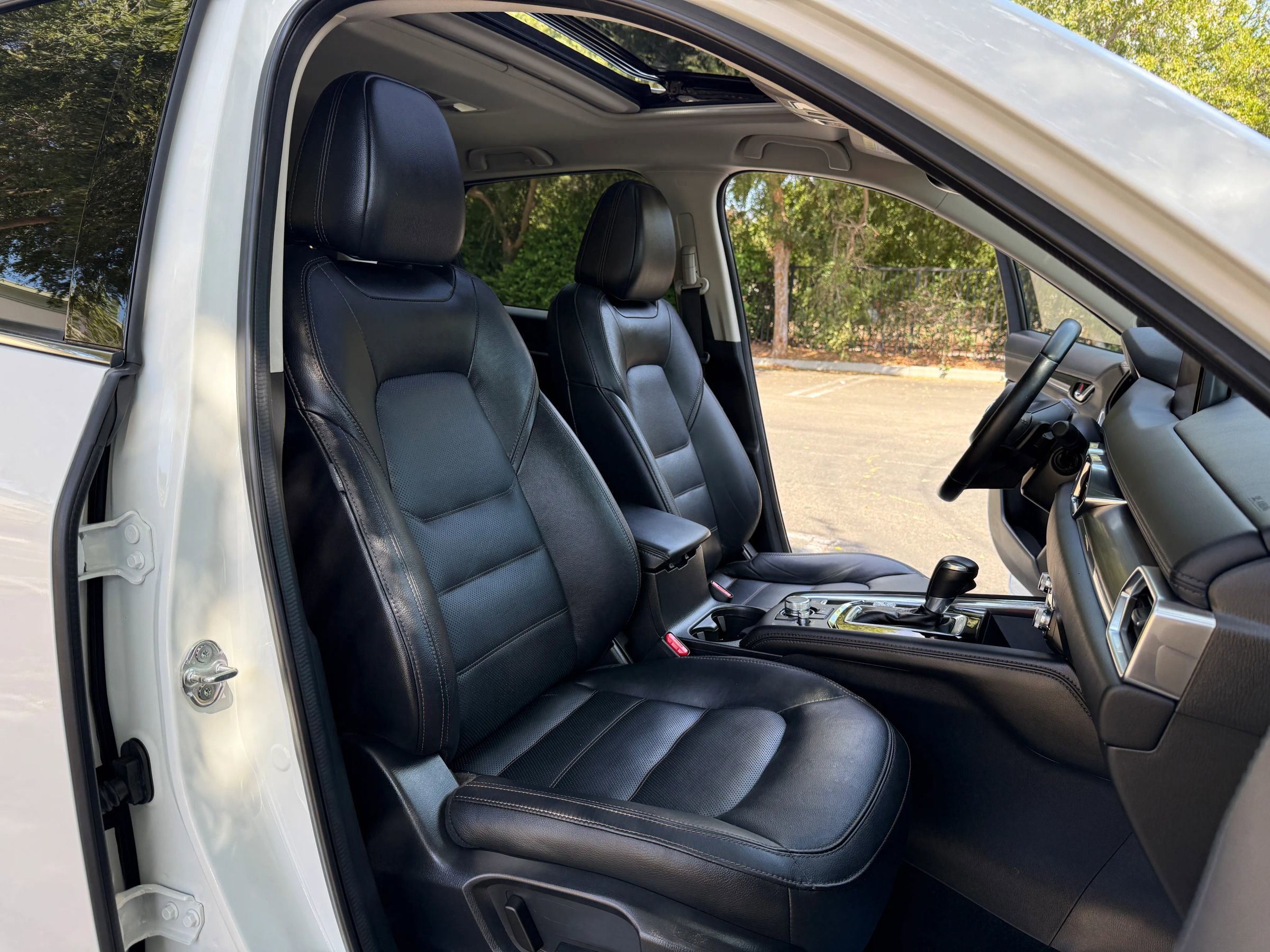 Used 2020 MAZDA CX-5 Touring FWD image 14