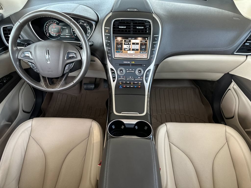Used 2017 Lincoln MKX Reserve FWD image 12