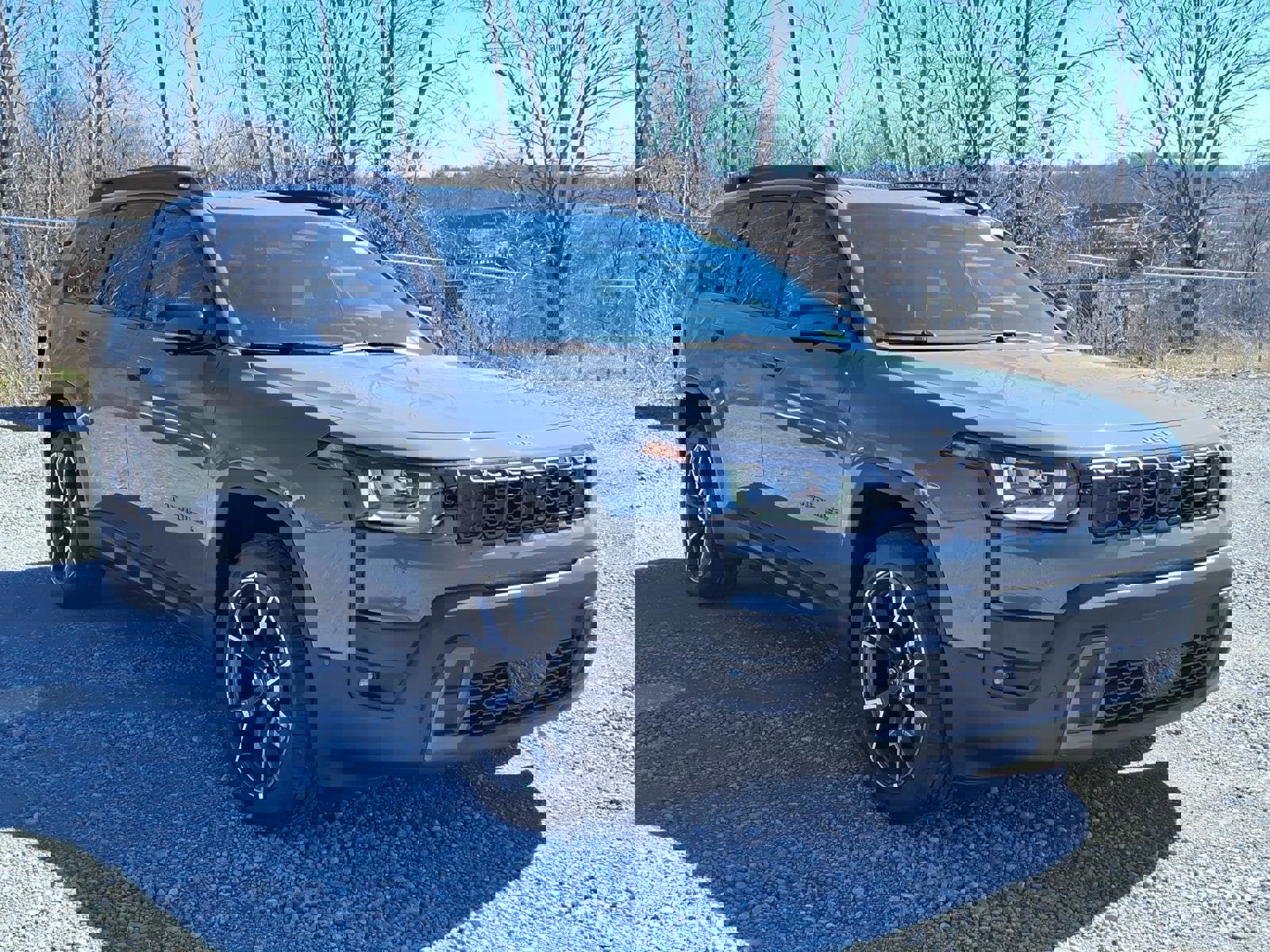 New 2026 Jeep Cherokee Overland image 4