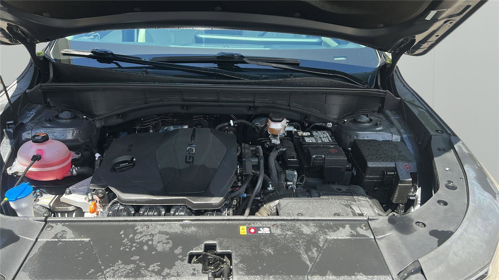 Used 2024 Kia Sorento S w/ Panoramic Sunroof Package FWD image 9