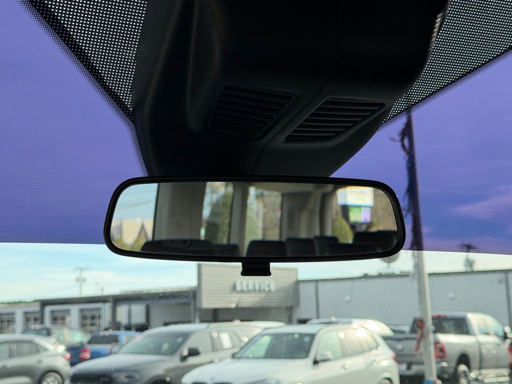 Used 2020 Ford Transit 350 XL image 29