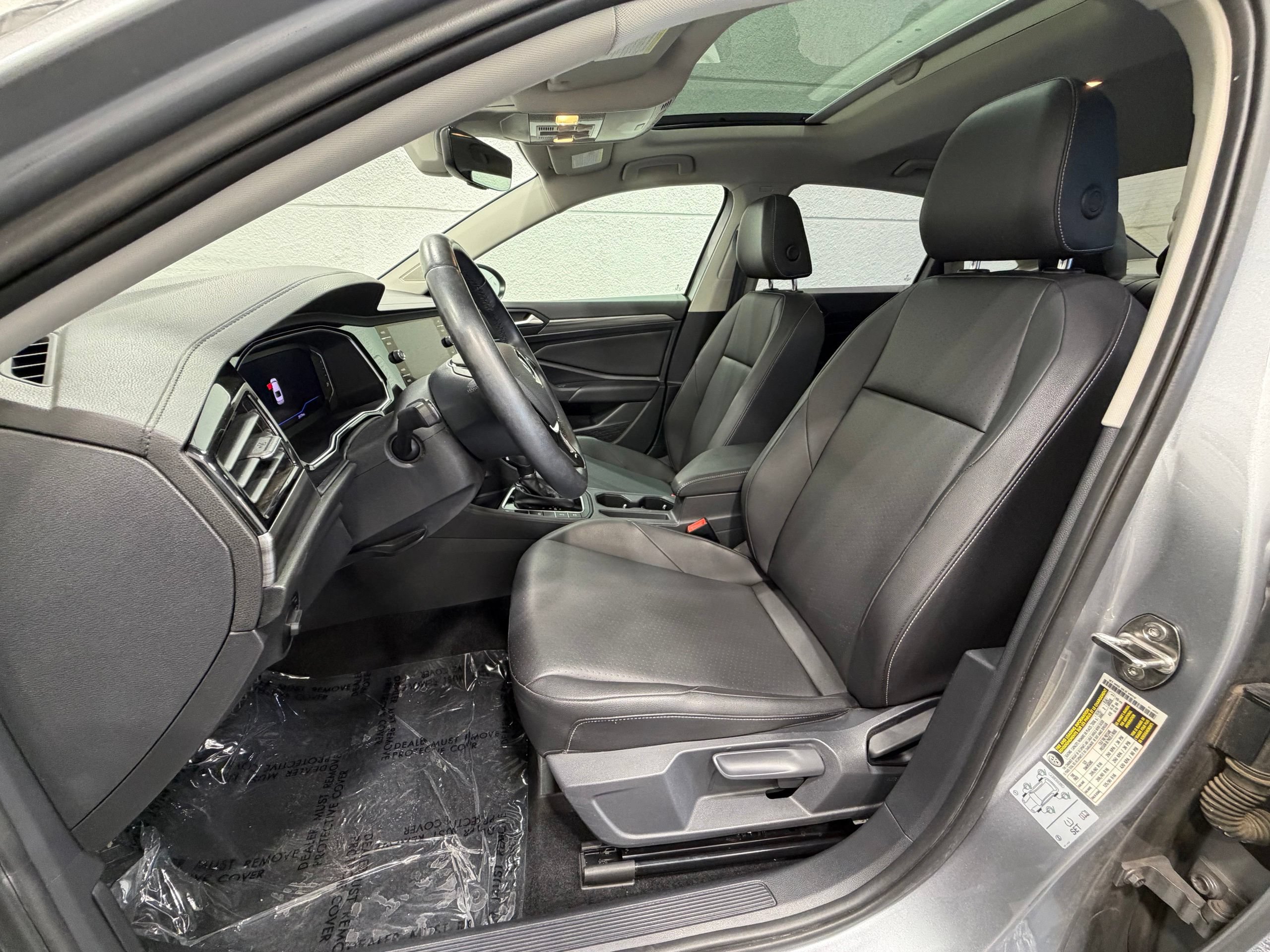Used 2019 Volkswagen Jetta SEL FWD image 20
