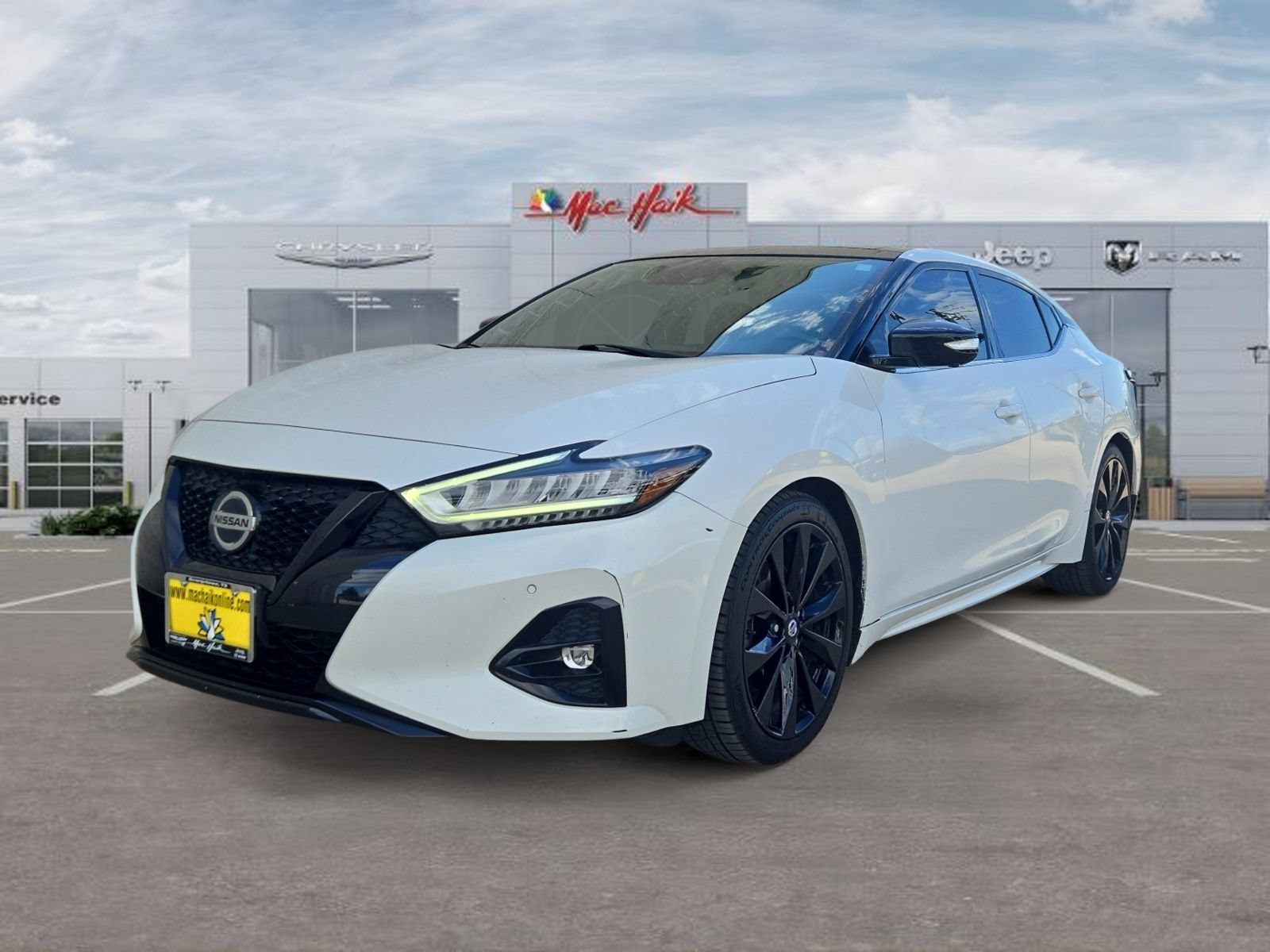 Used 2021 Nissan Maxima SR w/ Sport Mat Group FWD image 1