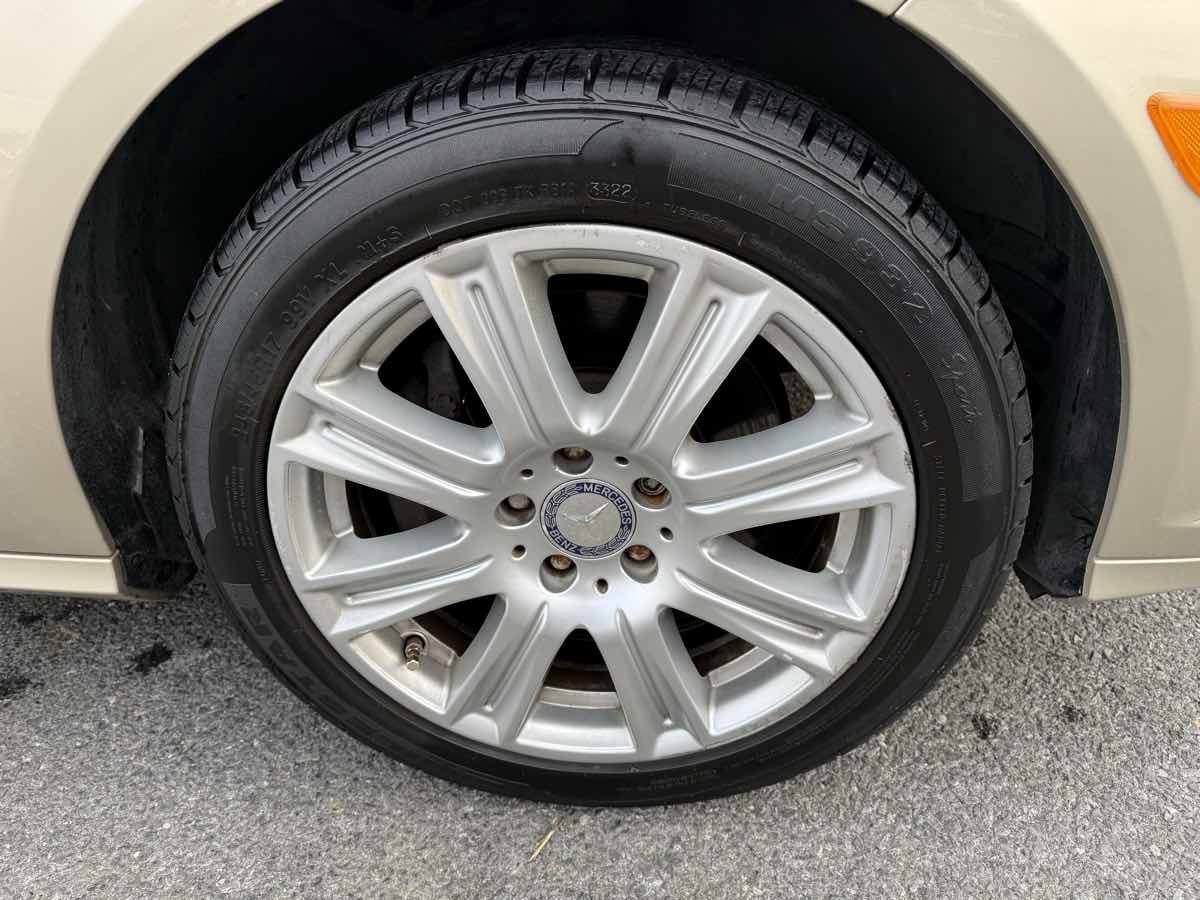 Used 2012 Mercedes-Benz E 350 Sedan image 26