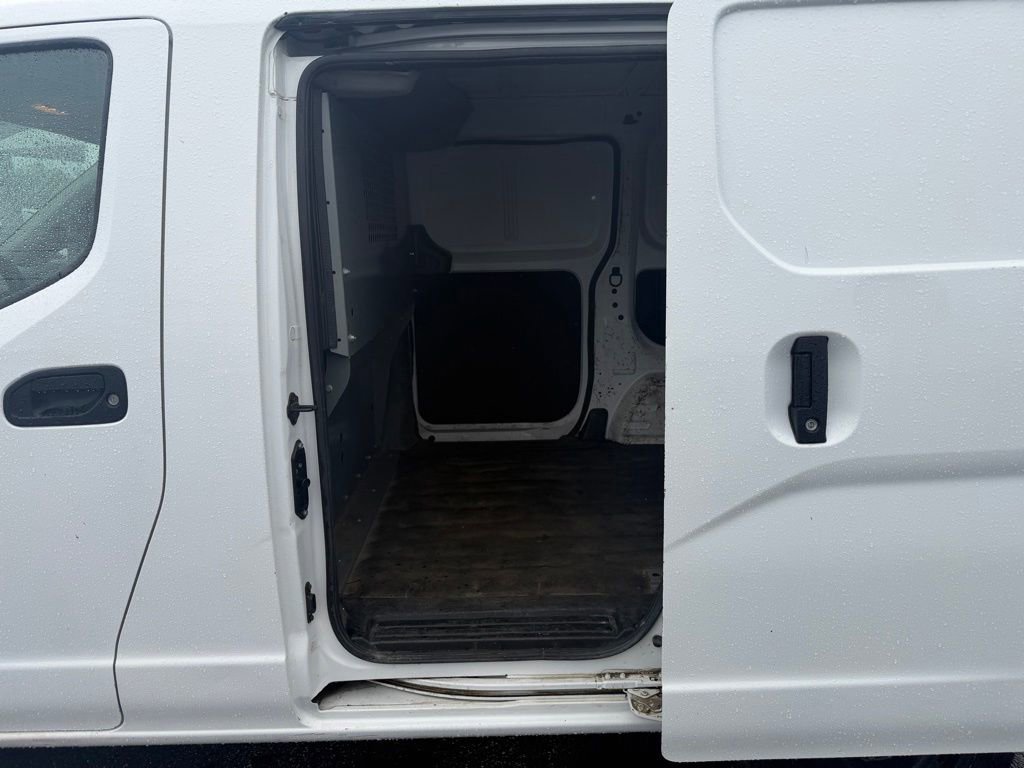 Used 2020 Nissan NV200 S FWD image 4