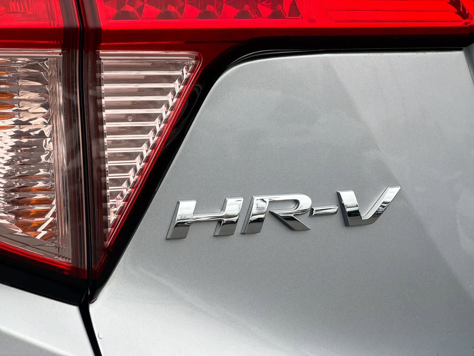 Used 2018 Honda HR-V EX image 13