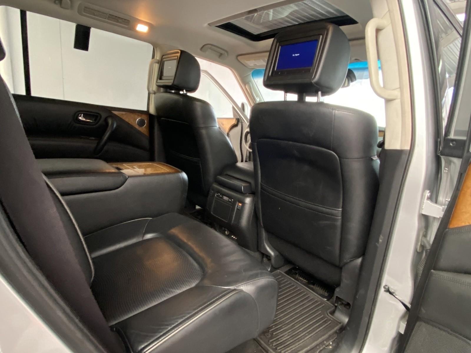 Used 2014 INFINITI QX80 4WD w/ Theater Package image 11
