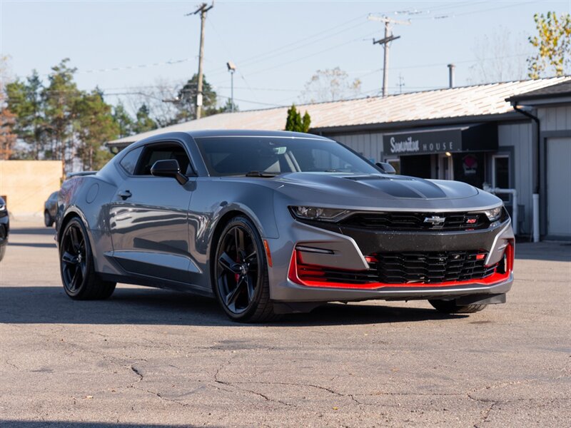 Used 2021 Chevrolet Camaro SS RWD image 3