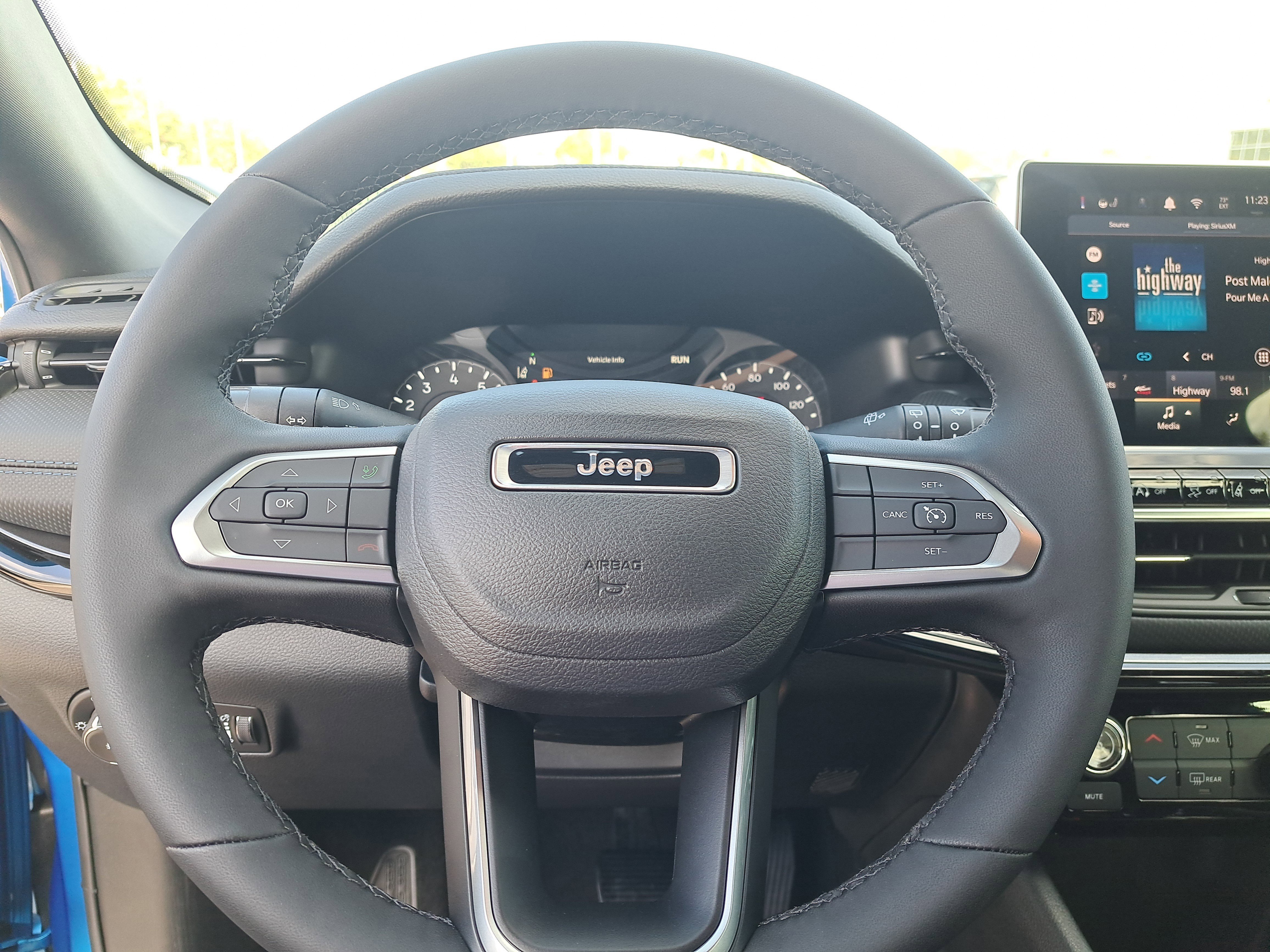 New 2026 Jeep Compass Latitude image 11