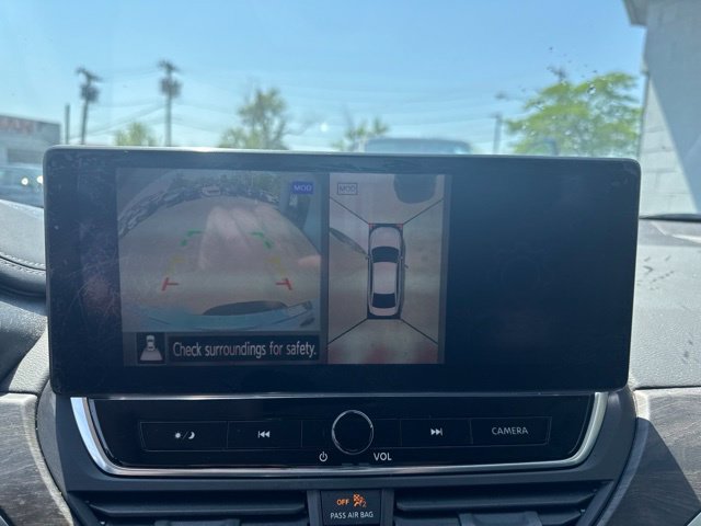 Used 2023 Nissan Altima 2.5 SL AWD/4WD image 15