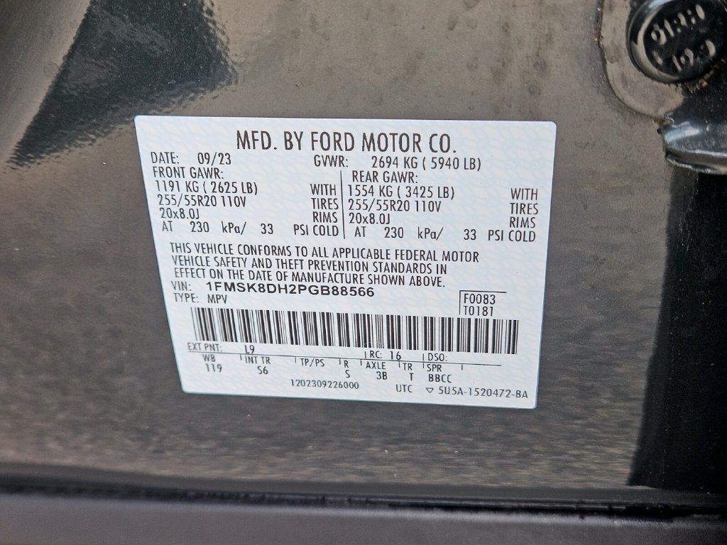 Certified 2023 Ford Explorer XLT w/ Equipment Group 202A AWD/4WD image 36