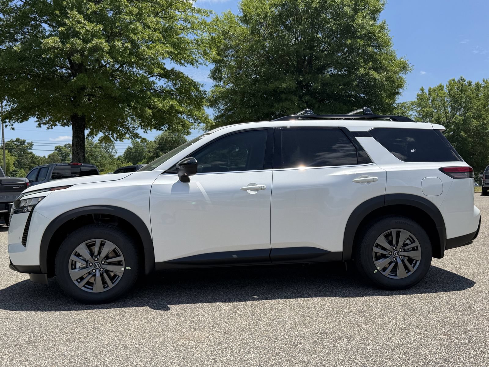New 2026 Nissan Pathfinder SV FWD image 24