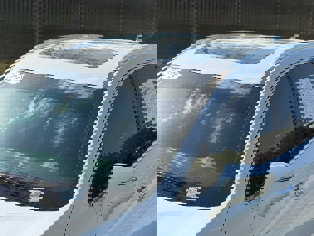 Used 2021 Buick Enclave Avenir w/ Avenir Technology Package image 9