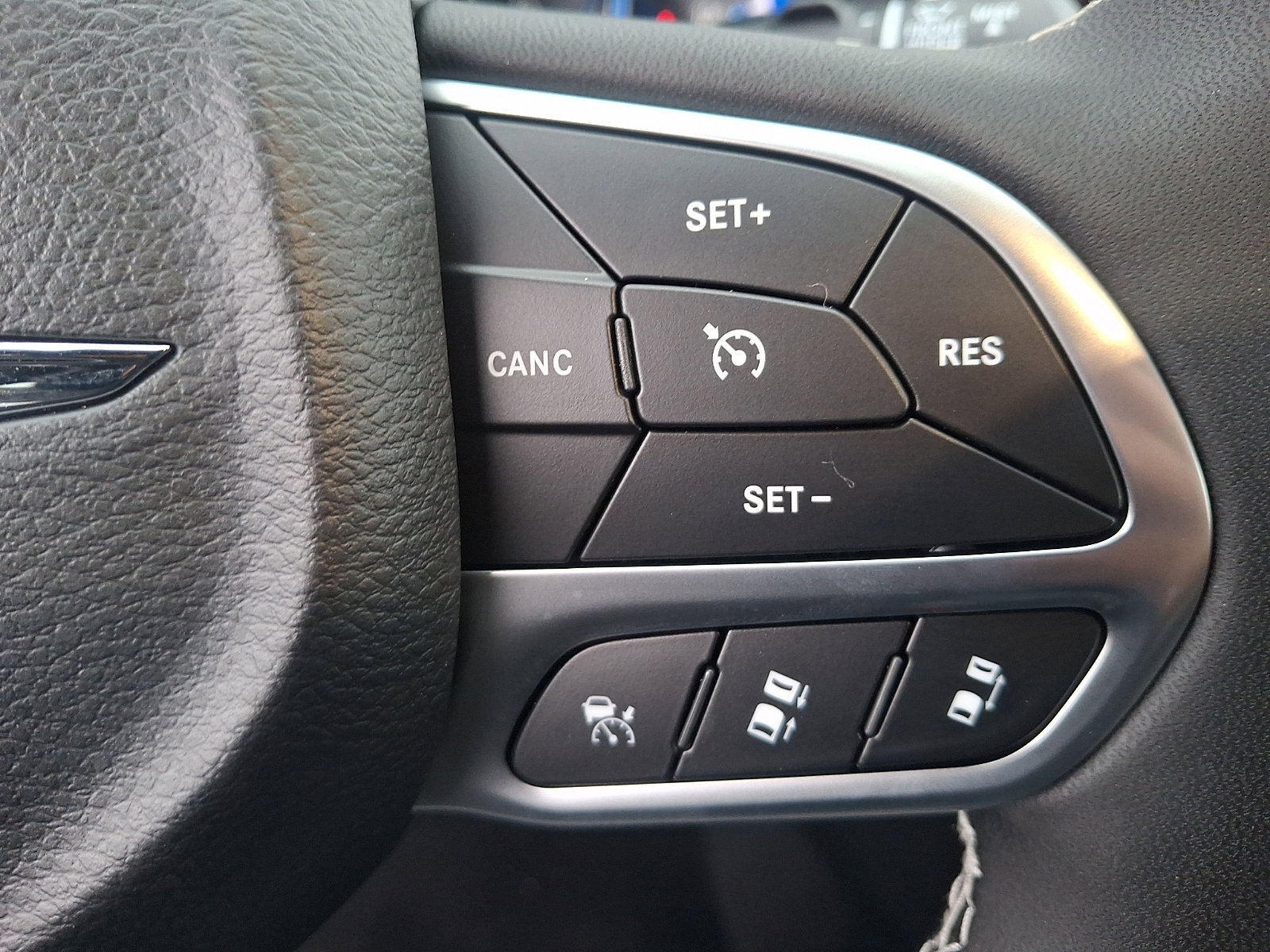 New 2026 Chrysler Voyager LX image 17