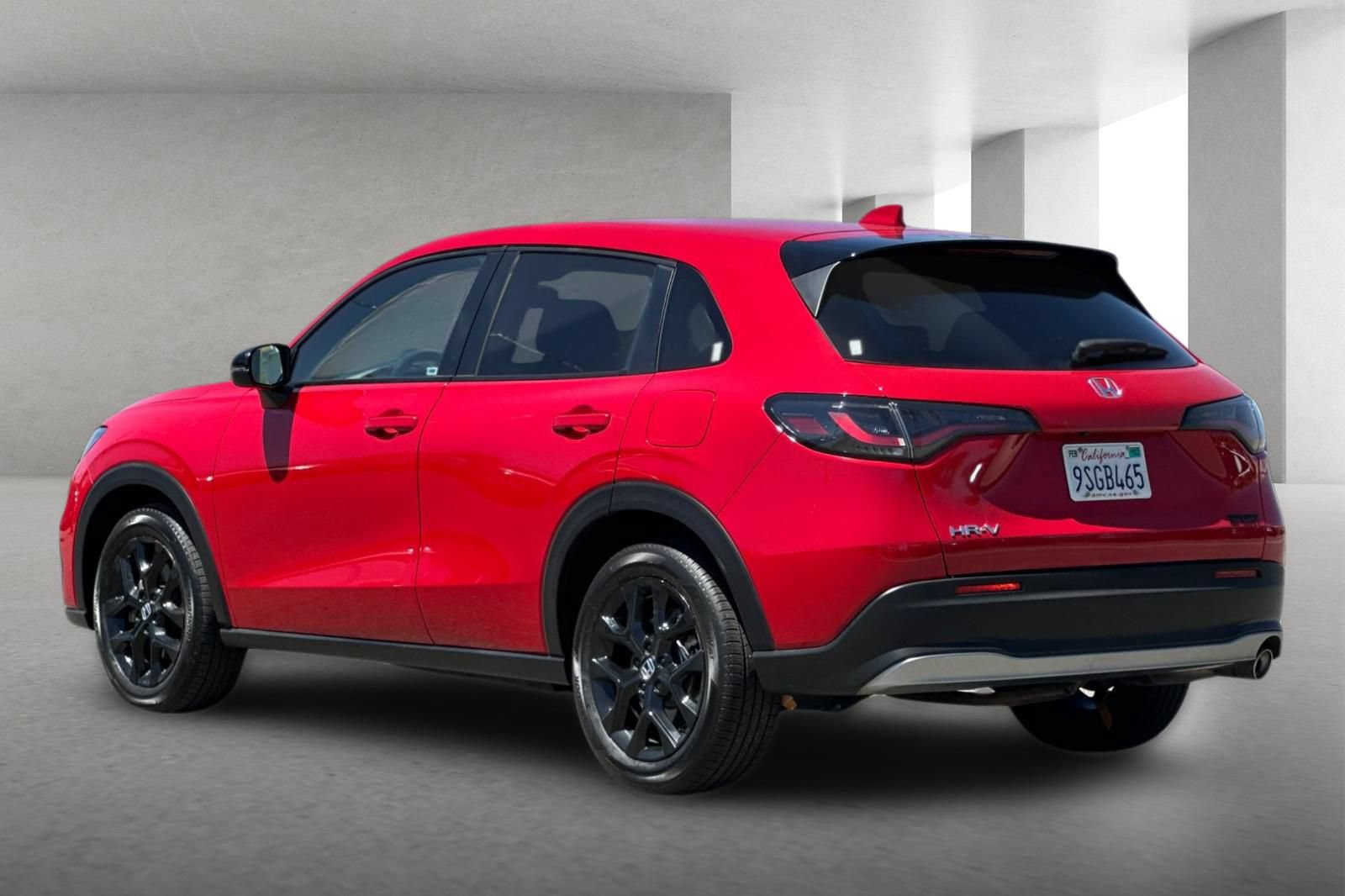 Certified 2025 Honda HR-V Sport image 6