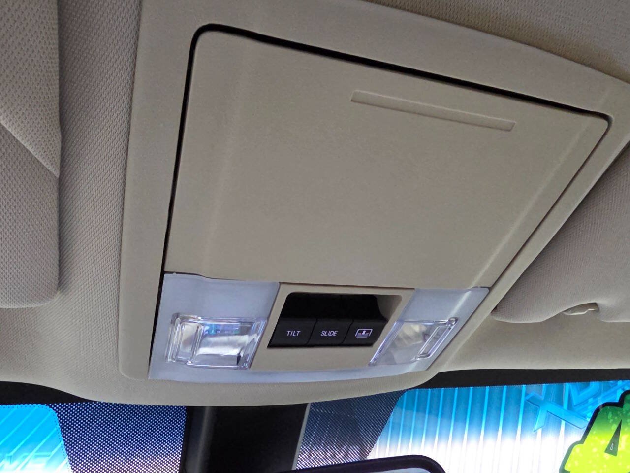 Used 2014 Lincoln MKS AWD w/ Equipment Group 201A image 27