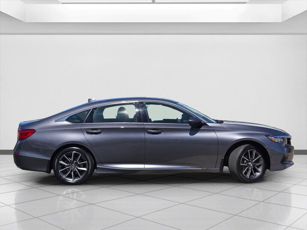 Certified 2022 Honda Accord EX-L image 4