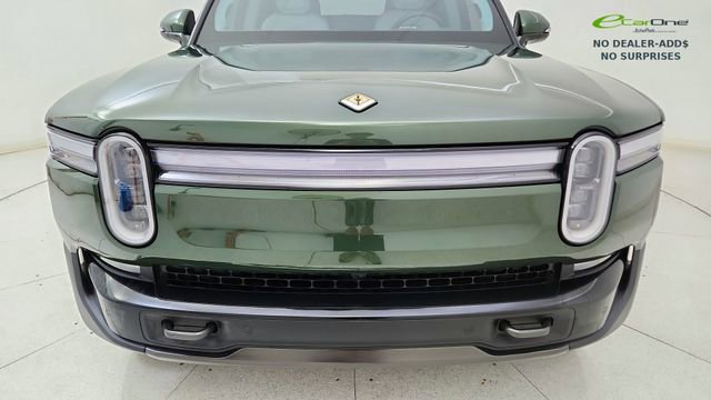Used 2025 Rivian R1T Premium AWD/4WD image 8