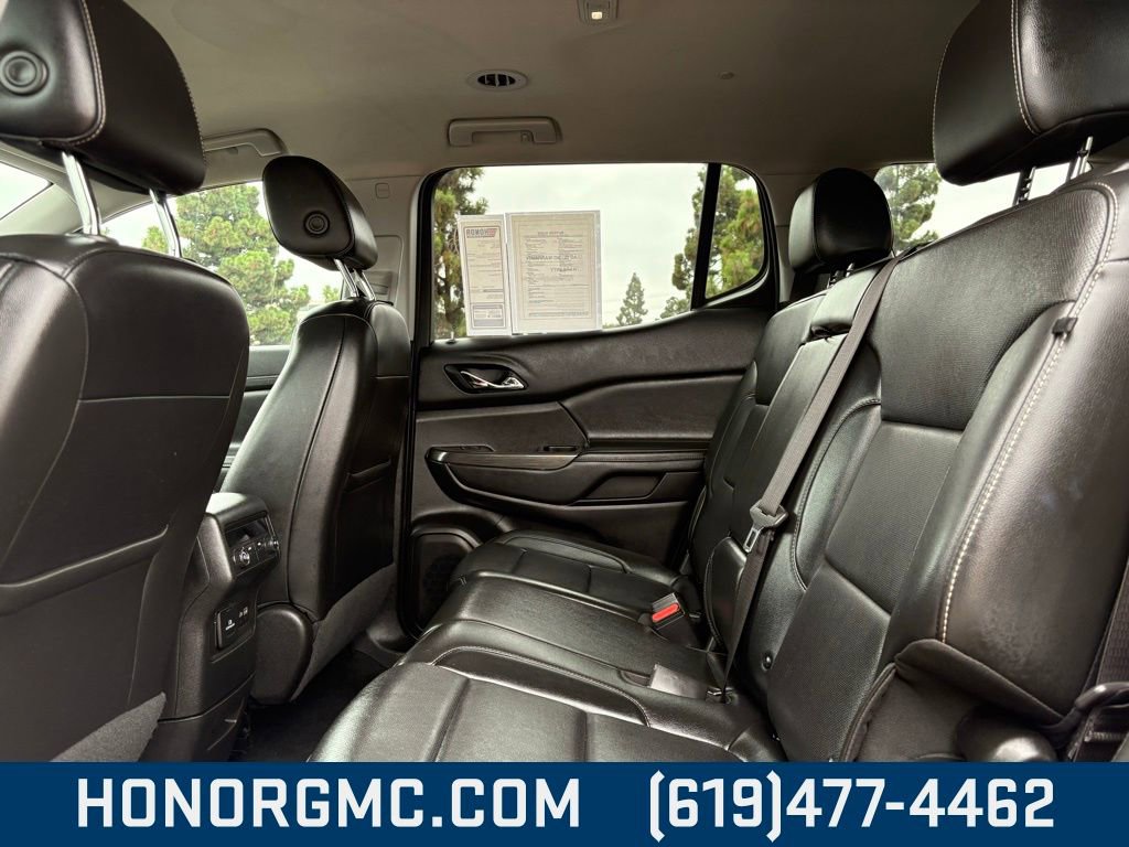 Used 2023 GMC Acadia SLT image 18
