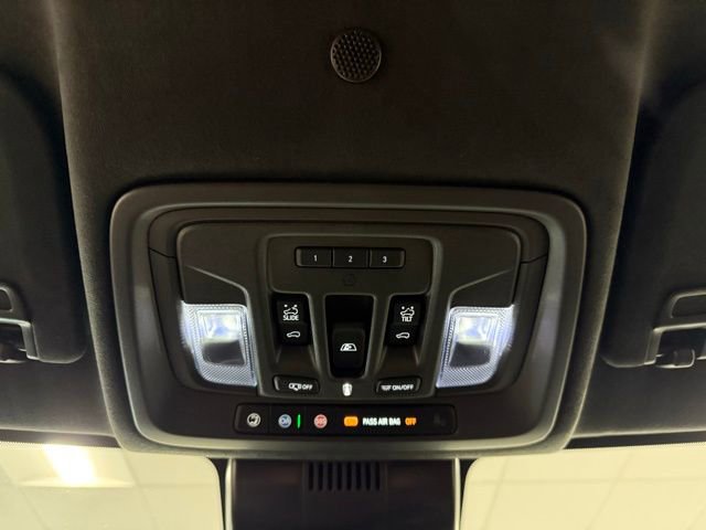 Used 2024 GMC Sierra 2500 Denali Ultimate image 19