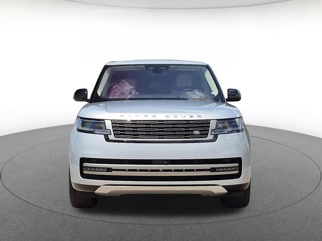 Used 2023 Land Rover Range Rover SE AWD/4WD image 2