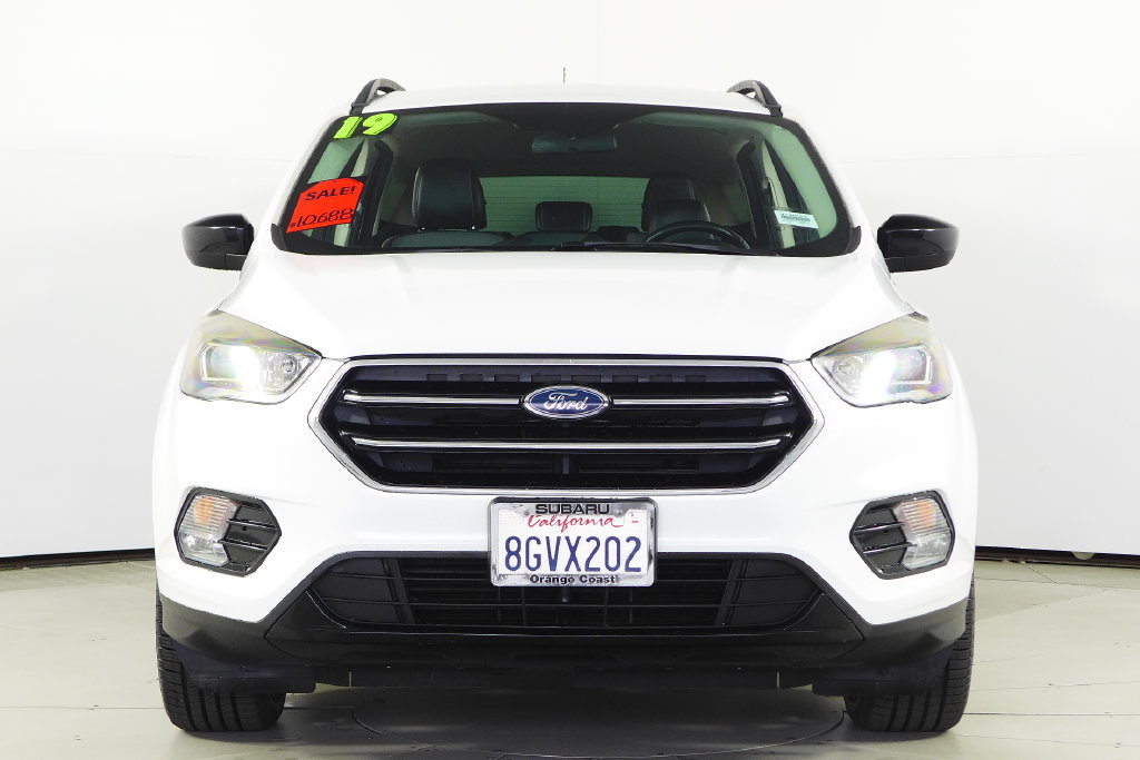 Used 2019 Ford Escape SE FWD image 3
