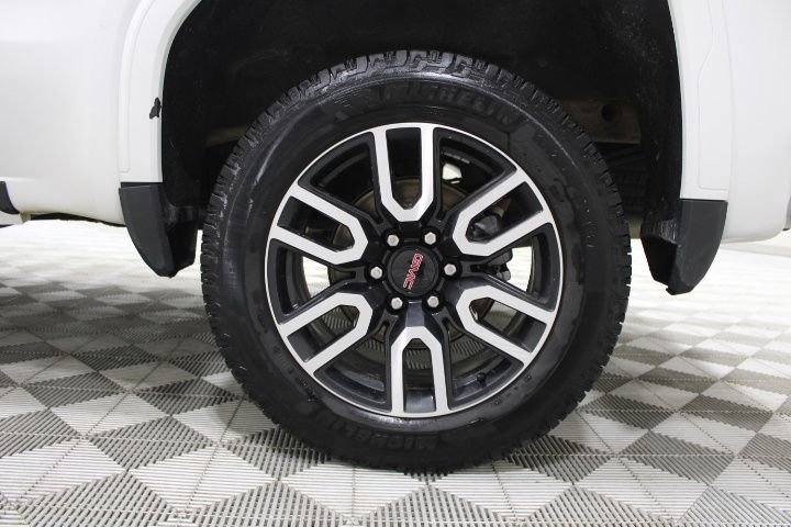 Used 2024 GMC Sierra 1500 AT4 w/ Technology Package image 50