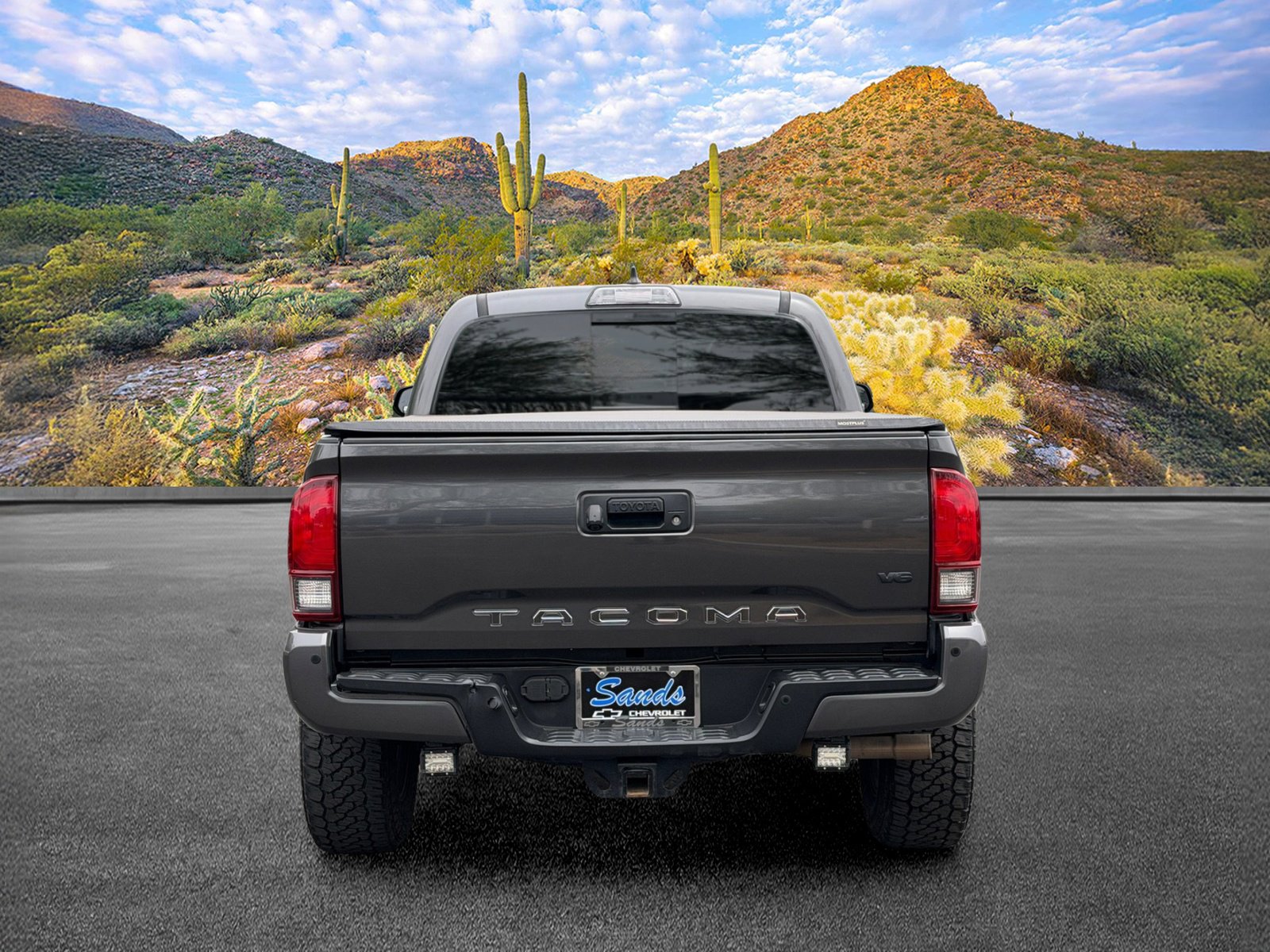 Used 2019 Toyota Tacoma TRD Sport w/ Technology Package RWD image 6