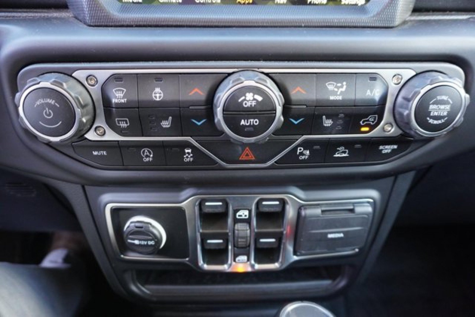 Used 2023 Jeep Gladiator Overland AWD/4WD image 27