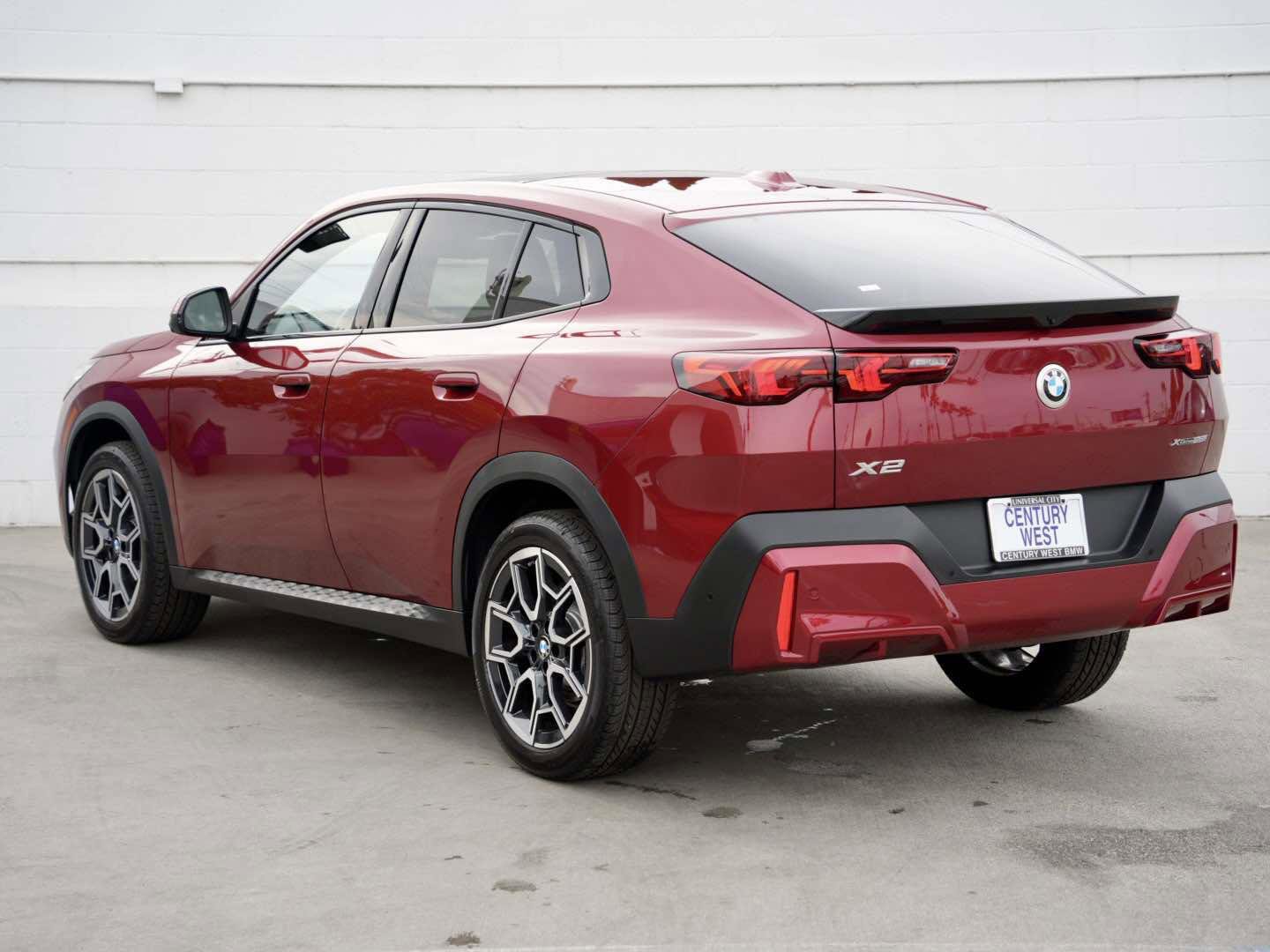 Used 2025 BMW X2 xDrive28i image 31