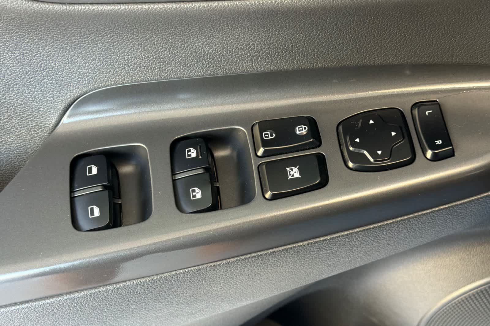 Used 2019 Hyundai Kona SEL FWD image 13