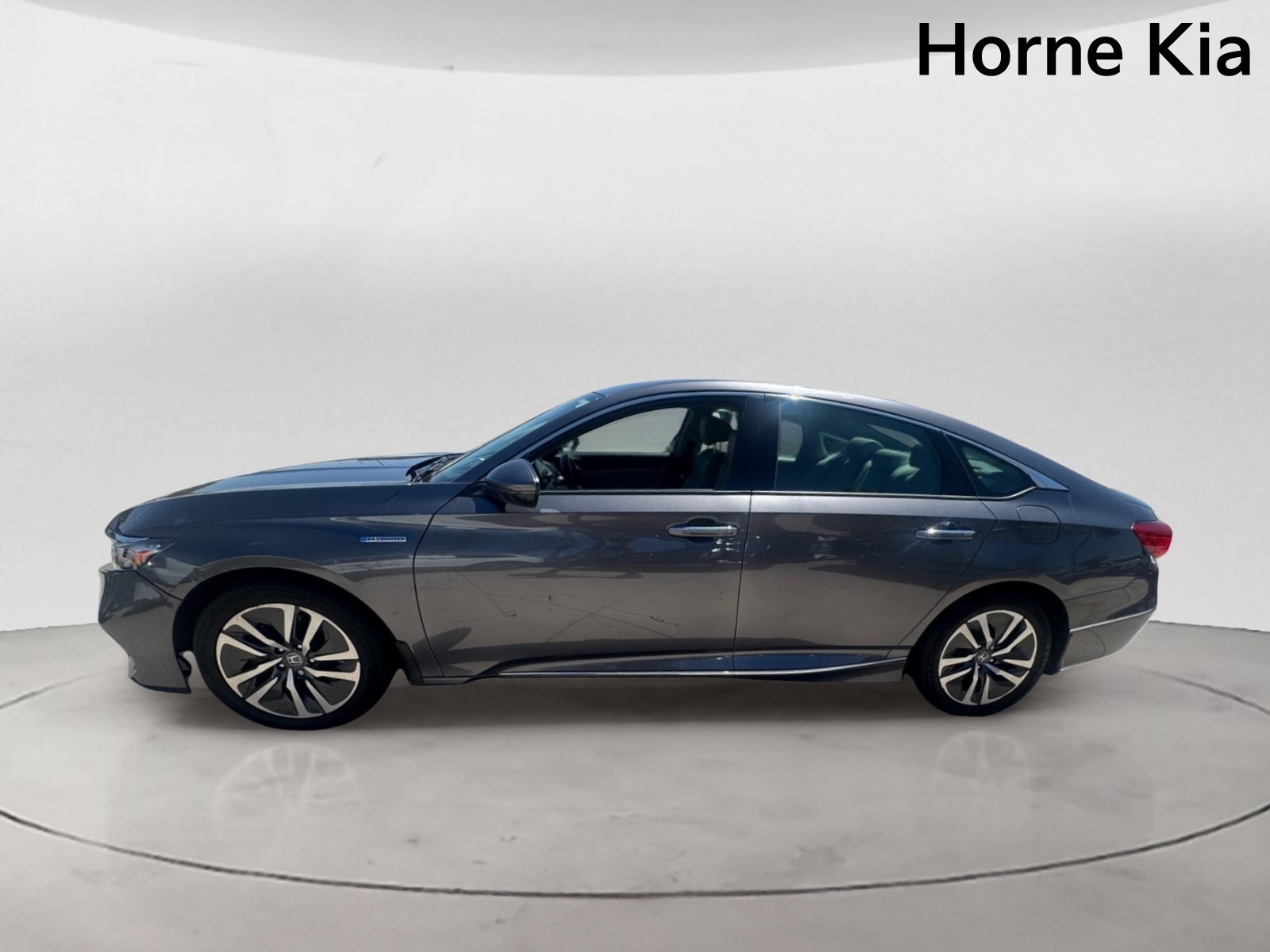 Used 2019 Honda Accord Touring image 6