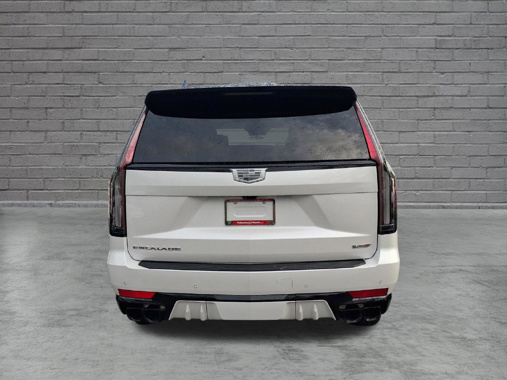 Used 2024 Cadillac Escalade V w/ Heavy-Duty Trailer Package AWD/4WD image 9