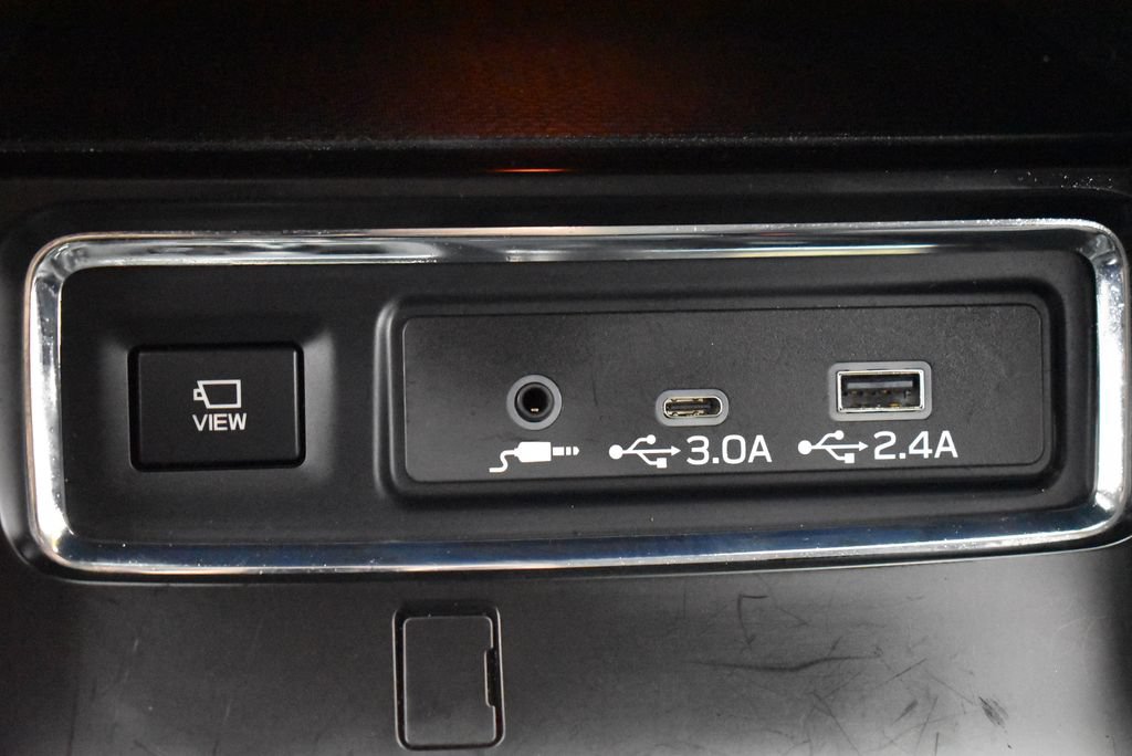 Used 2023 Subaru Ascent Onyx Edition Limited AWD/4WD image 25