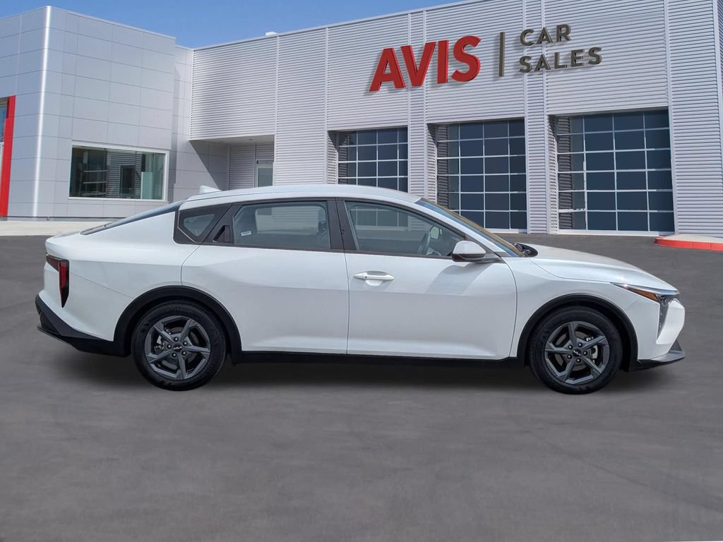 Used 2025 Kia K4 FWD image 5