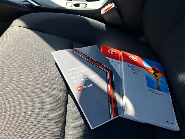 Certified 2025 Toyota Corolla LE image 7