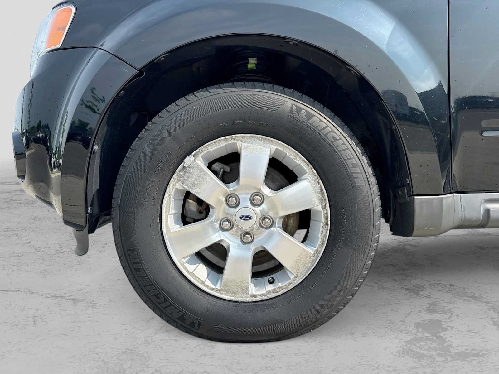 Used 2009 Ford Escape Limited FWD image 13