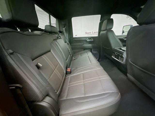 Used 2024 Chevrolet Silverado 2500 High Country image 31