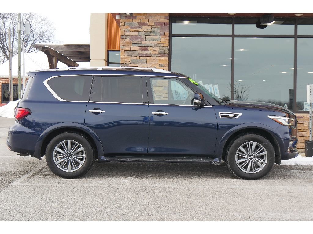 Used 2022 INFINITI QX80 Luxe w/ Cargo Package image 2