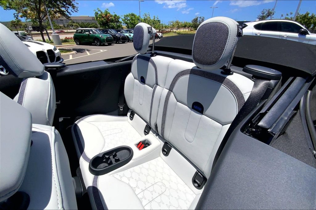 Used 2026 MINI Cooper S FWD image 26