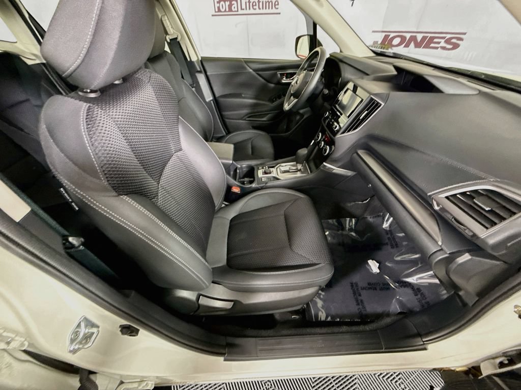 Certified 2024 Subaru Forester Premium AWD/4WD image 32
