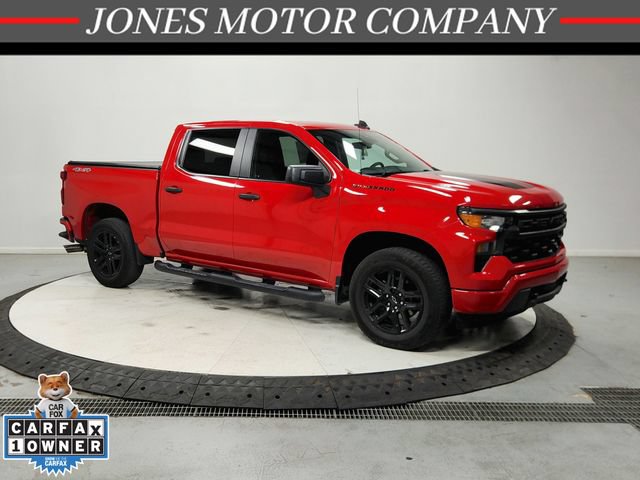 Used 2023 Chevrolet Silverado 1500 Custom w/ Rally Edition AWD/4WD image 1