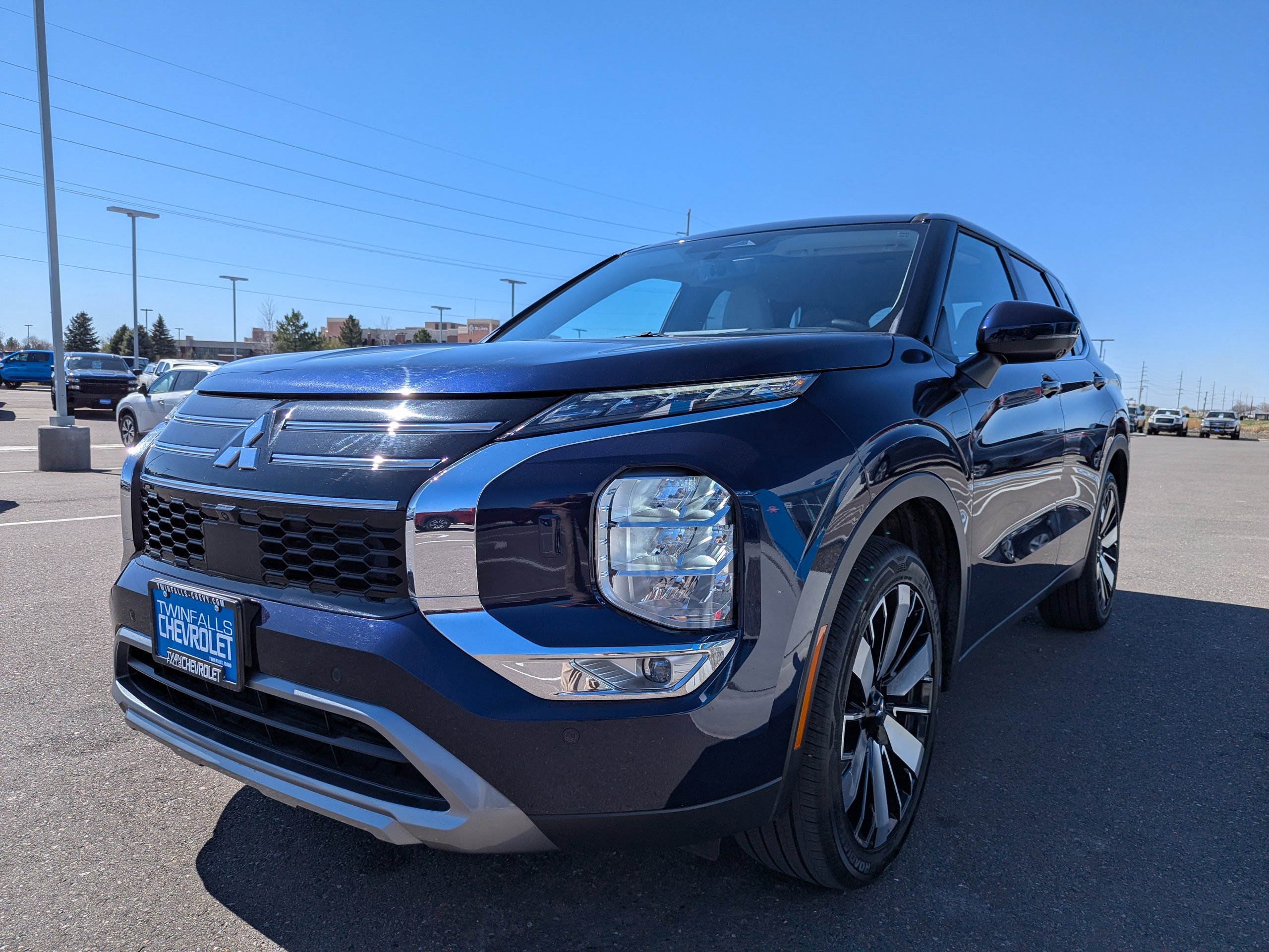Used 2025 Mitsubishi Outlander SE AWD/4WD image 7