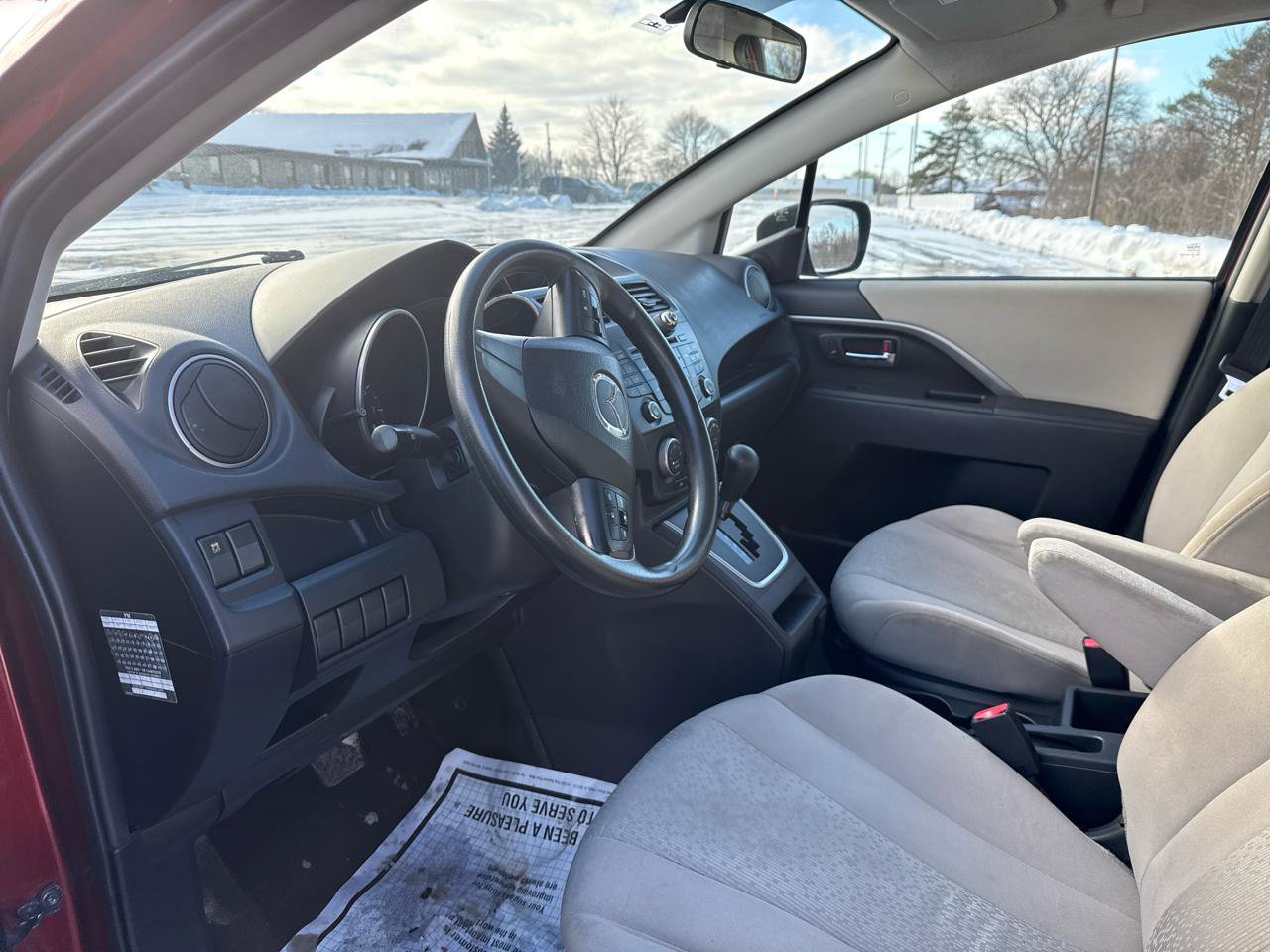 Used 2012 MAZDA MAZDA5 Sport image 14