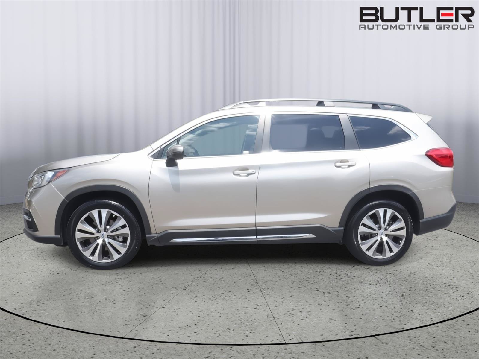Used 2019 Subaru Ascent Limited w/ Popular Package #3 AWD/4WD image 3