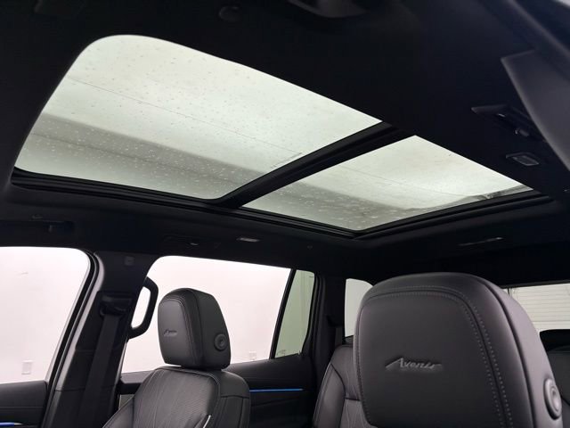 New 2026 Buick Enclave Avenir w/ Super Cruise Package image 4