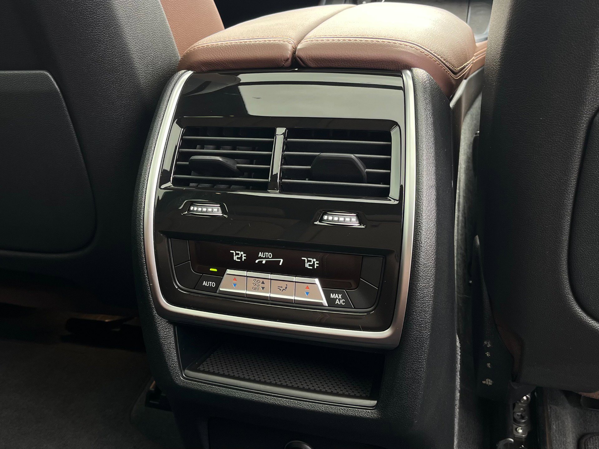 Used 2022 BMW X5 xDrive40i w/ M Sport Package image 19