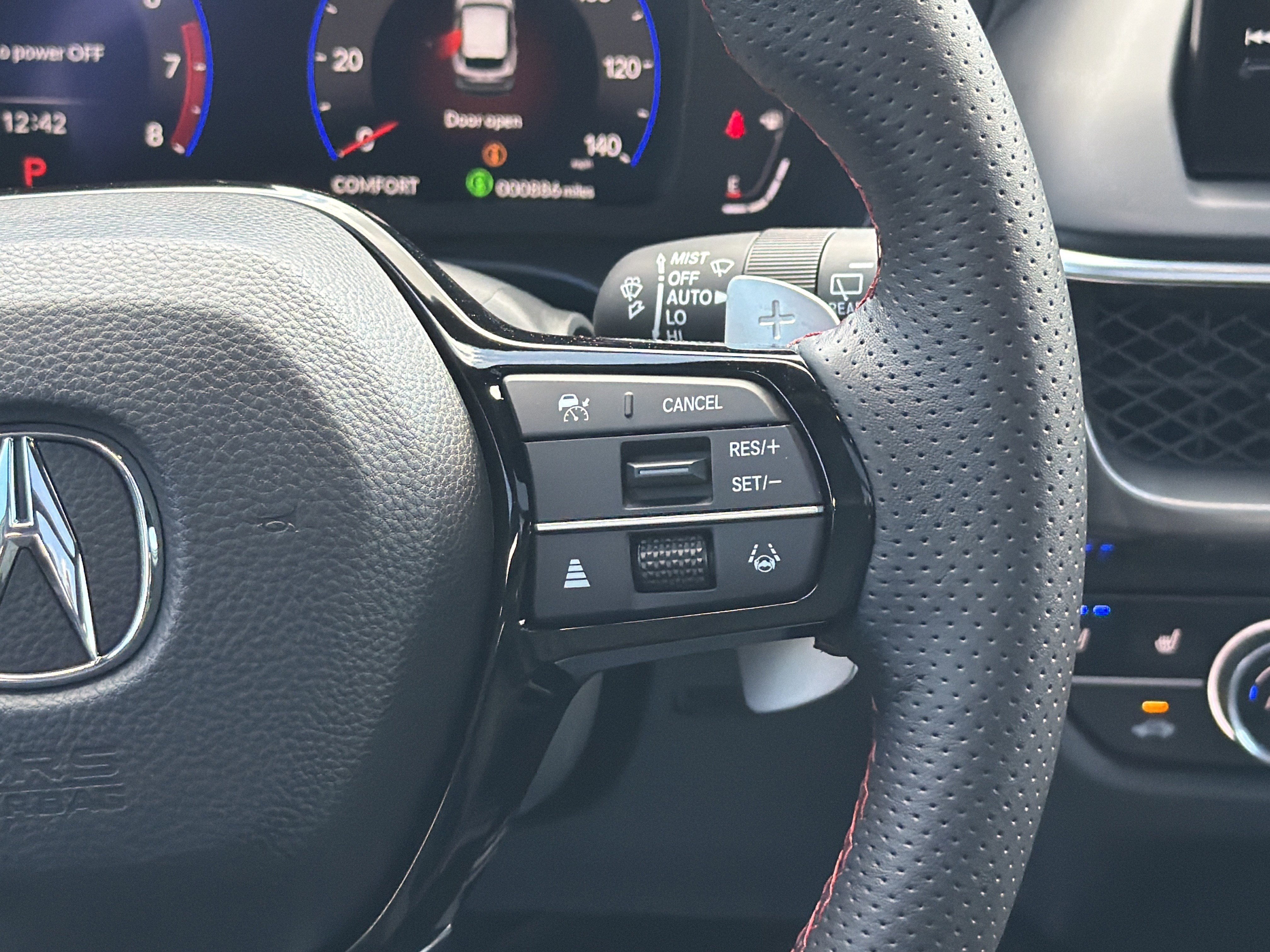 Certified 2025 Acura ADX A-Spec image 20