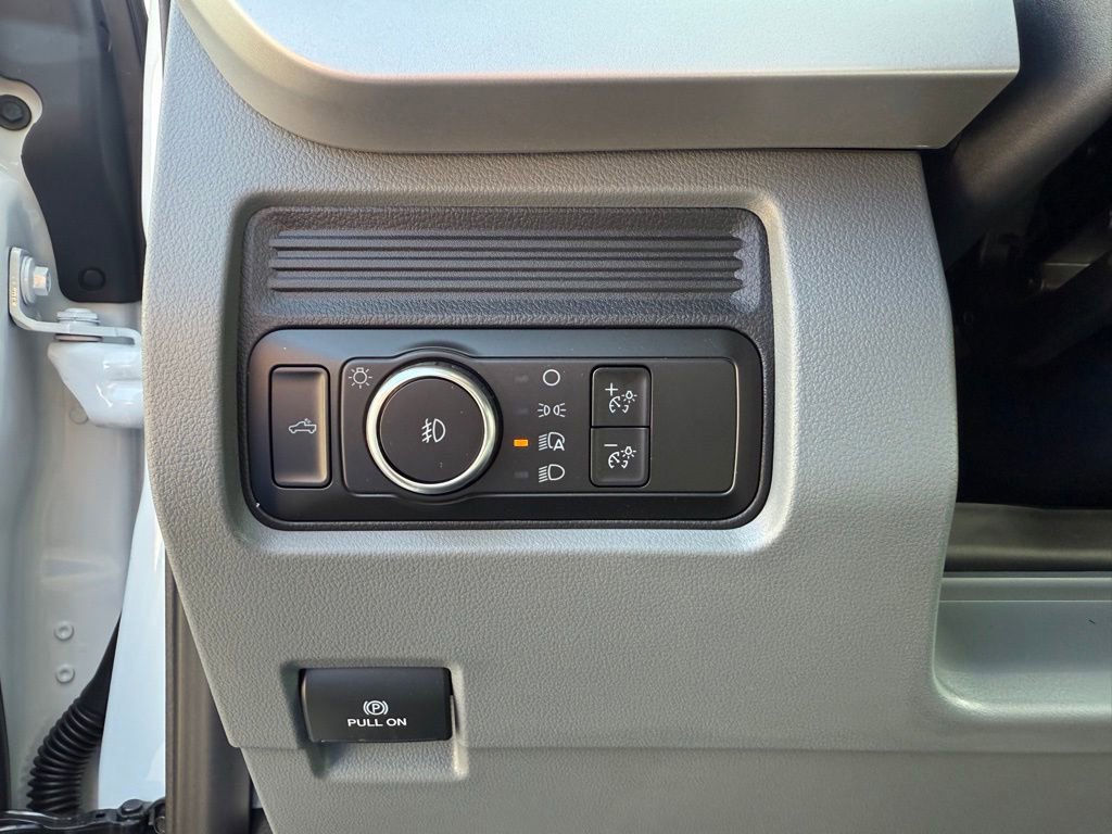 New 2026 Ford F350 XL w/ XL Chrome Package image 8